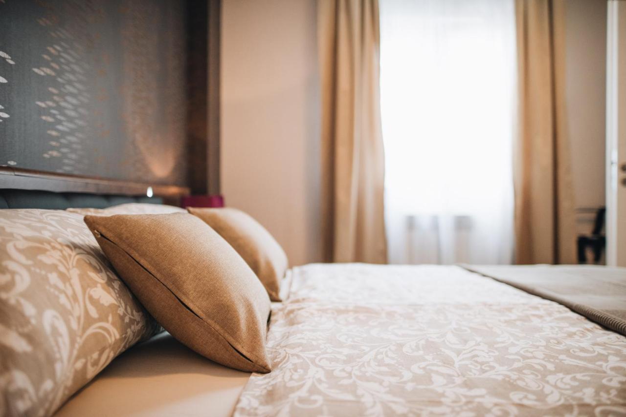 Stay In The Very Heart Of Porec - 50M To The Beach Екстер'єр фото