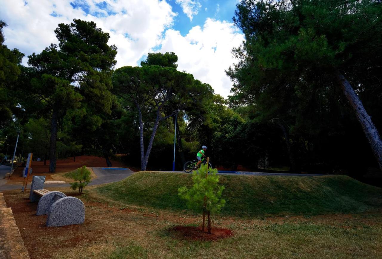 Stay In The Very Heart Of Porec - 50M To The Beach Екстер'єр фото