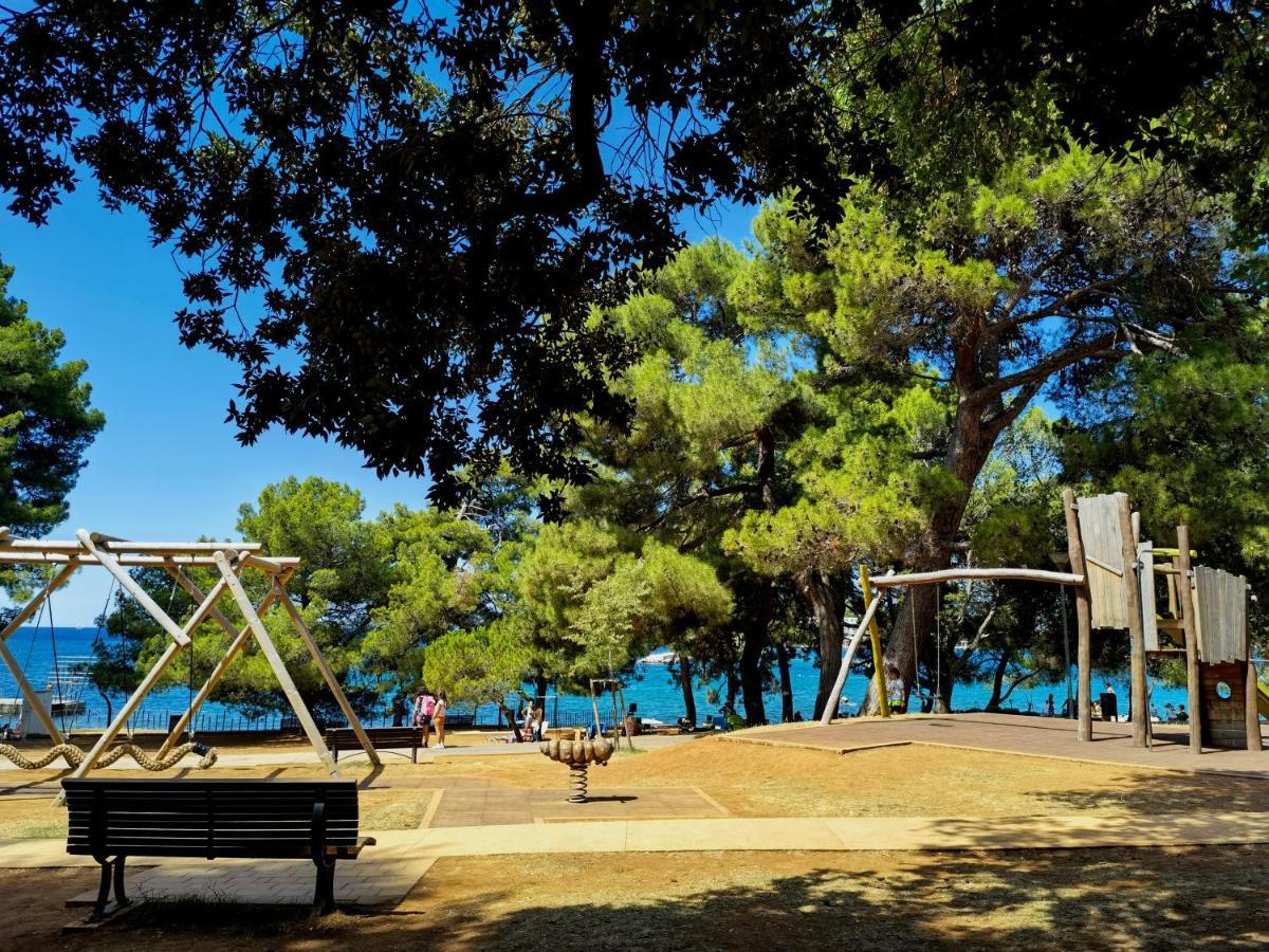 Stay In The Very Heart Of Porec - 50M To The Beach Екстер'єр фото