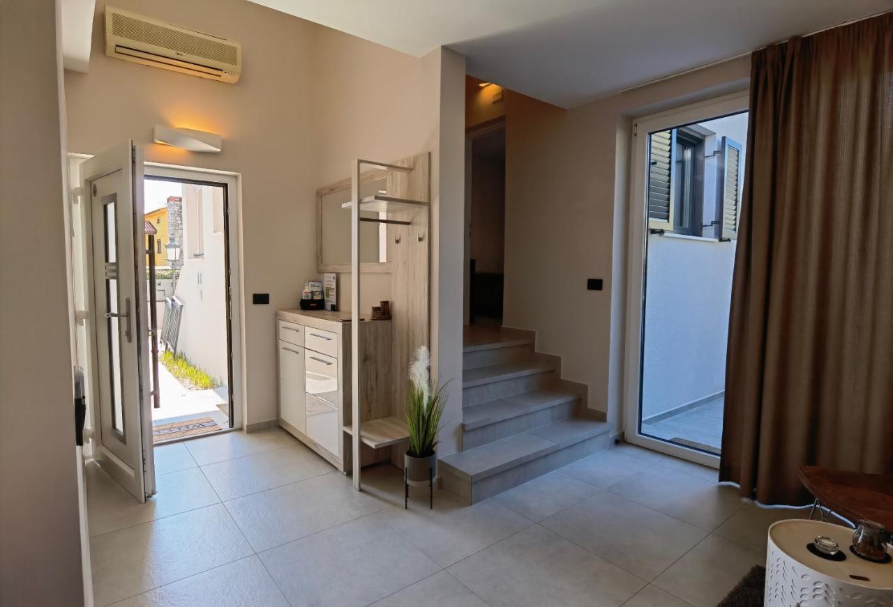 Stay In The Very Heart Of Porec - 50M To The Beach Екстер'єр фото